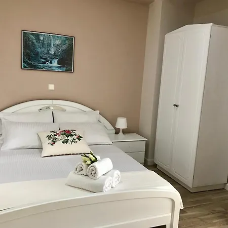 Joy Hotel Sarandë