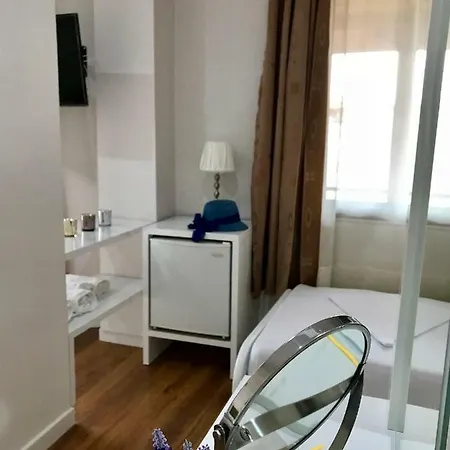 Joy Hotel Sarandë